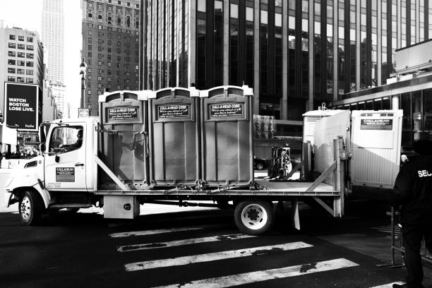 Best Porta potty delivery and setup  in Roseland, NJ